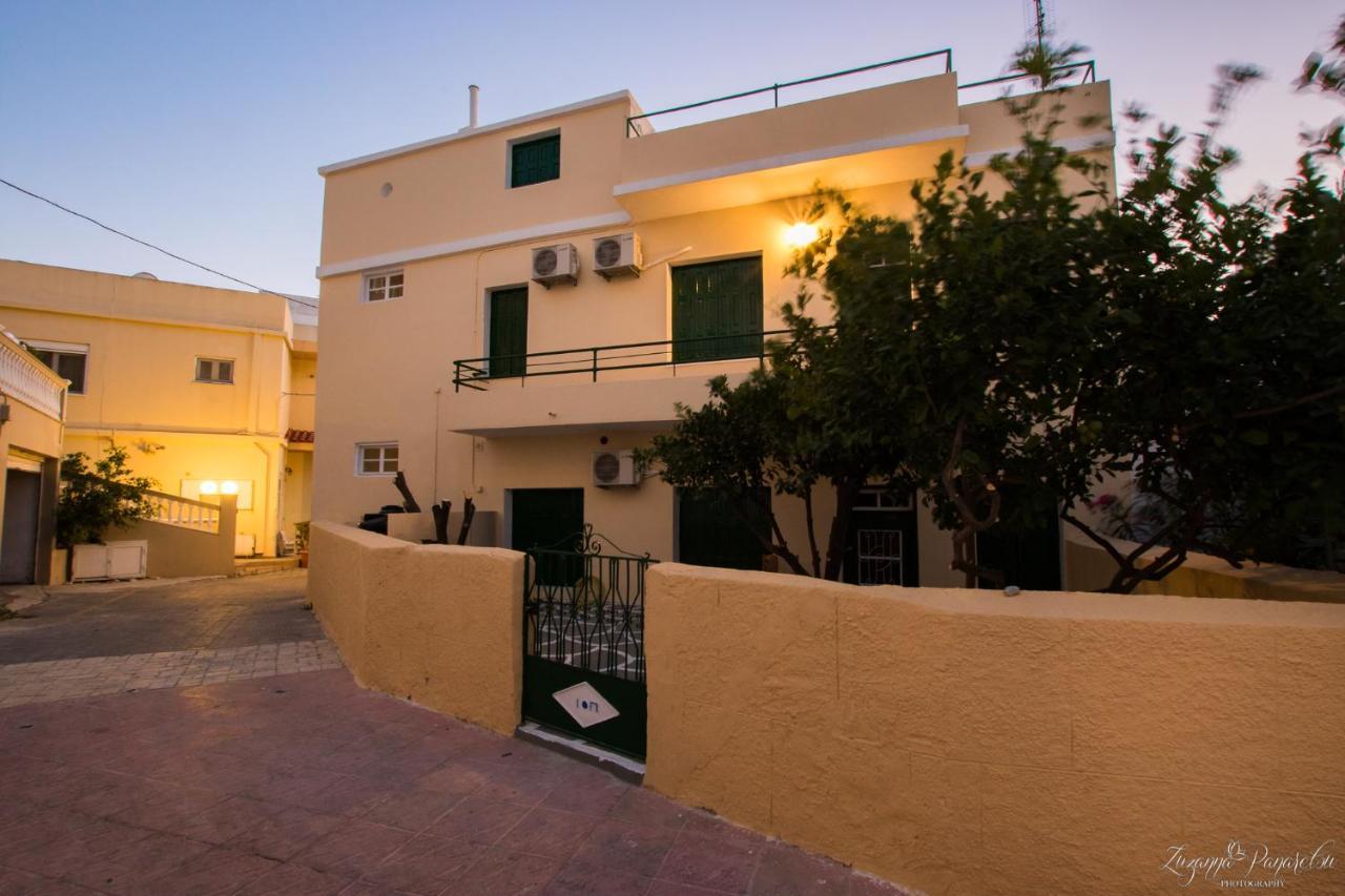 Pier Apartments Karpathos Ngoại thất bức ảnh