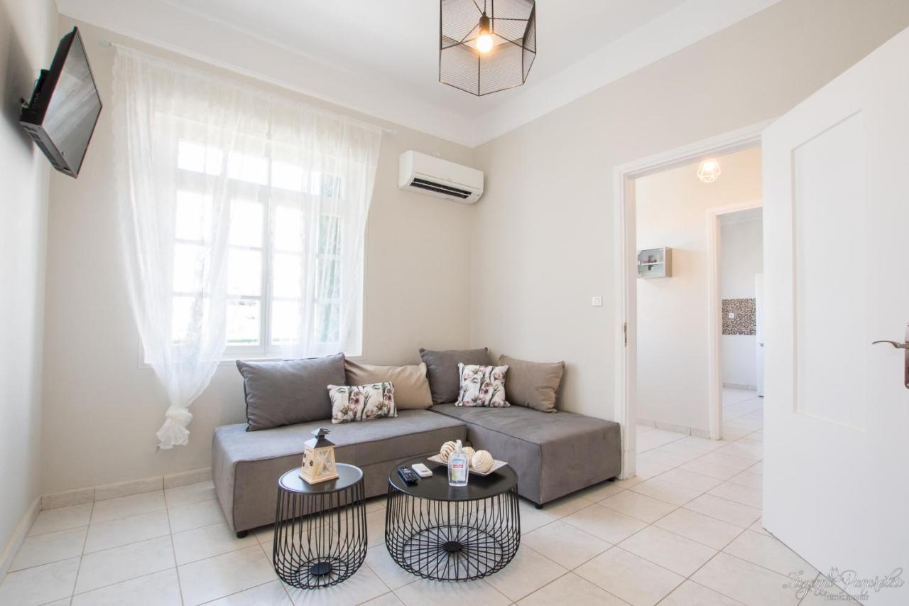Pier Apartments Karpathos Ngoại thất bức ảnh
